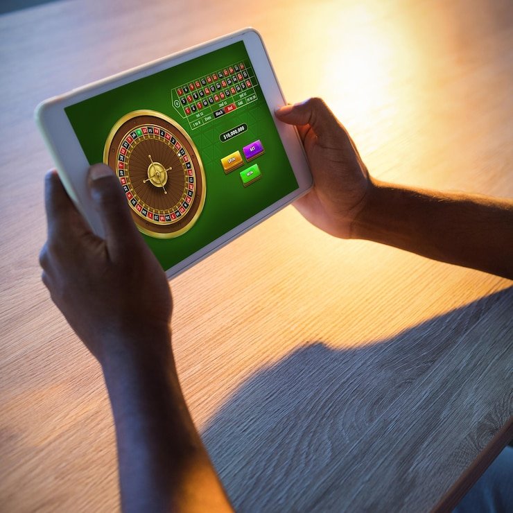 Antarmuka aplikasi denofgeek untuk MotoGP di perangkat Android